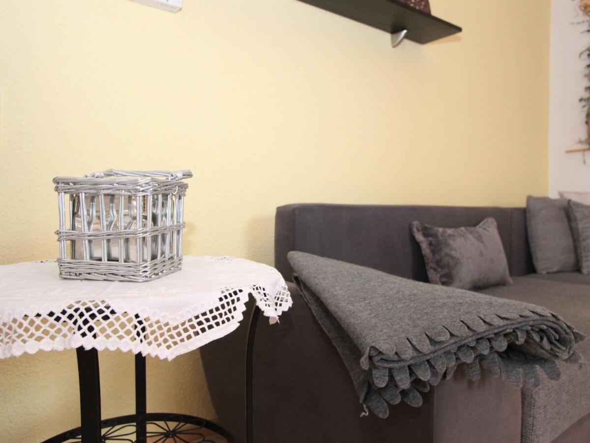 Evelyne By Interhome Apartment Zirl